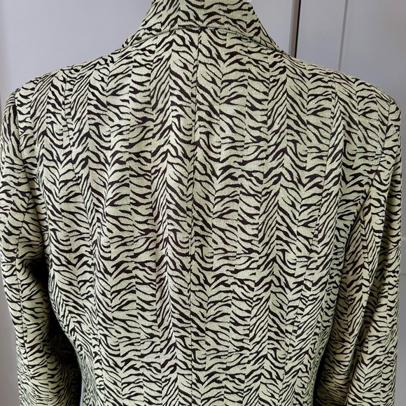 Women’s Green & Black Zebra Print Blazer Size 12 Single Breast R.Q.T - Picture 4 of 7